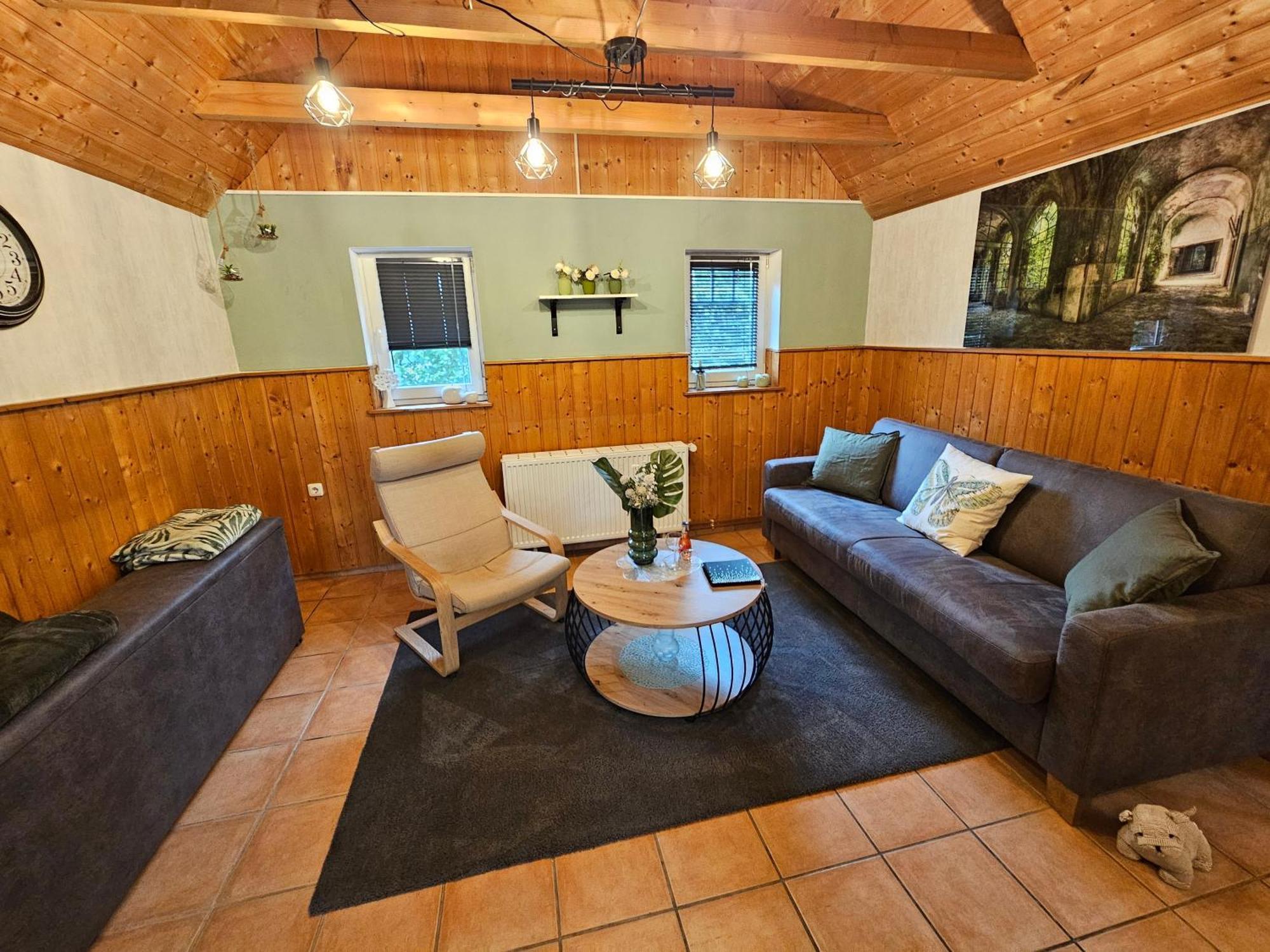 Kleines Ferienhaus Luettje Backhuus 35516 Uplengen Екстер'єр фото