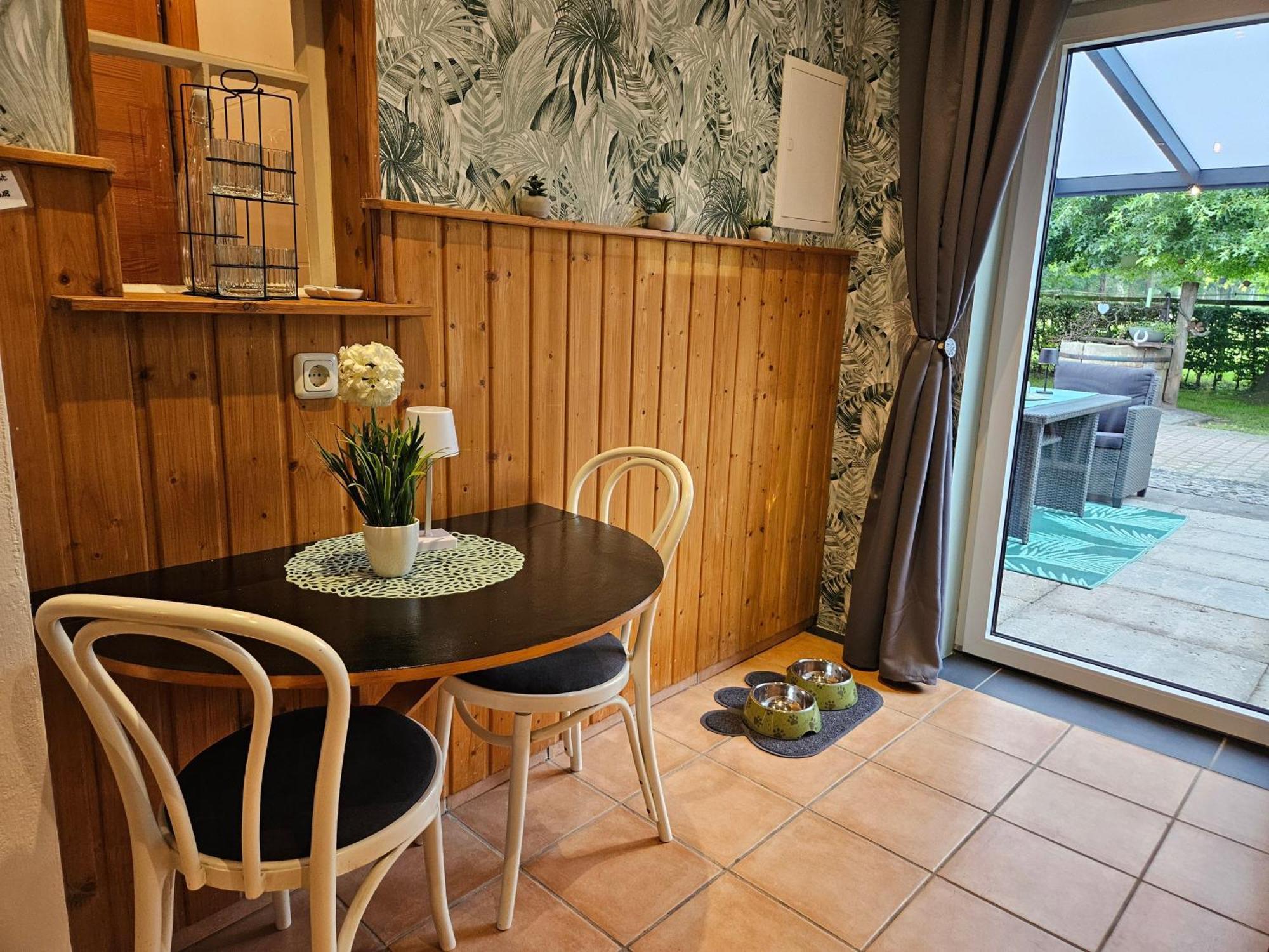 Kleines Ferienhaus Luettje Backhuus 35516 Uplengen Екстер'єр фото