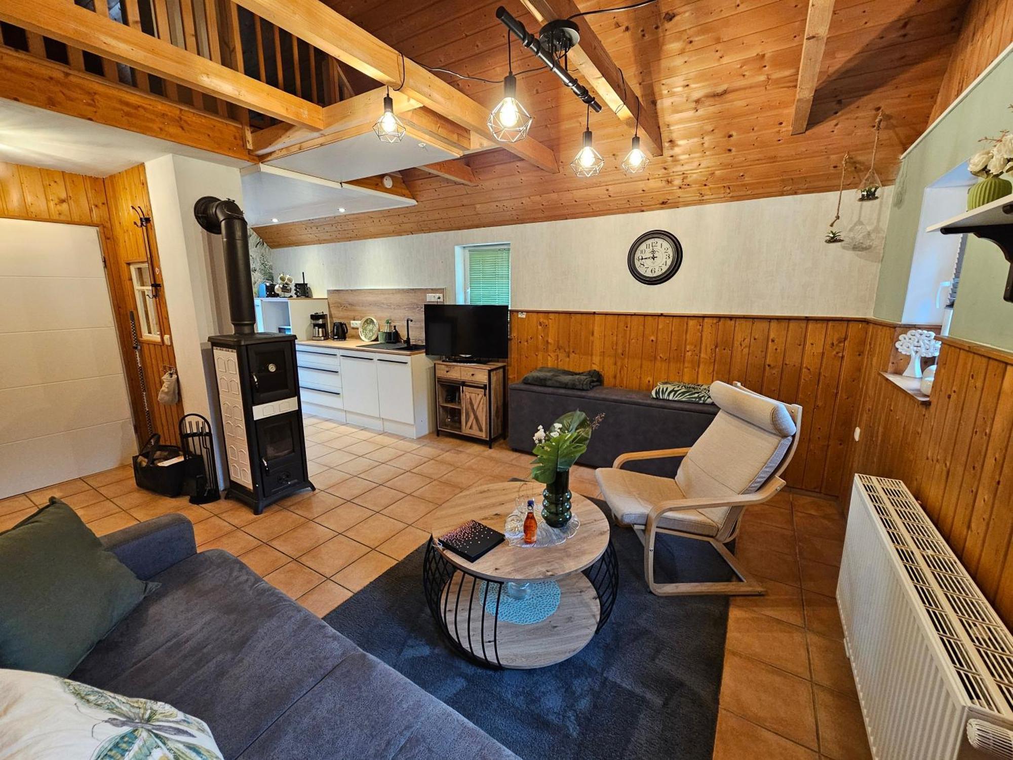 Kleines Ferienhaus Luettje Backhuus 35516 Uplengen Екстер'єр фото
